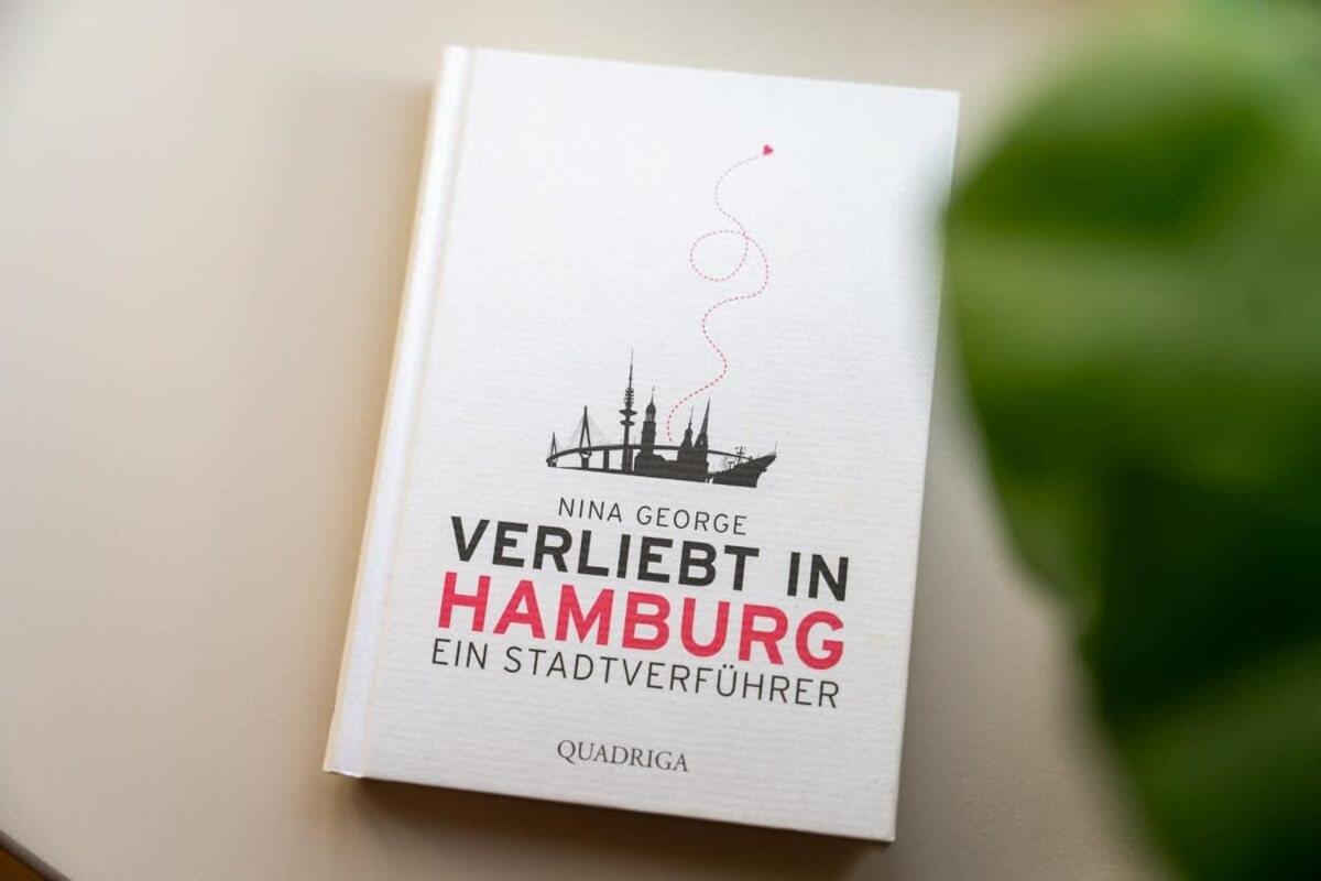 Hamburger Perle Am Gaensemarkt Und Binnenalster Buitenkant foto